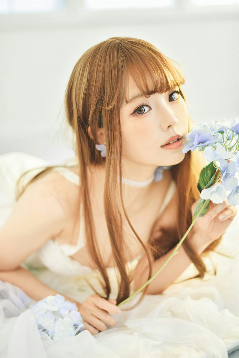ElyEE子 - 白裙 [22P] - 第1张 - 机器猫次元