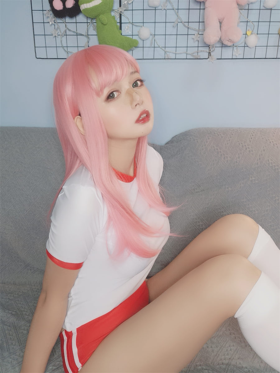 黑猫猫OvO - 体操服自拍 [15P] - 第6张 - 机器猫次元