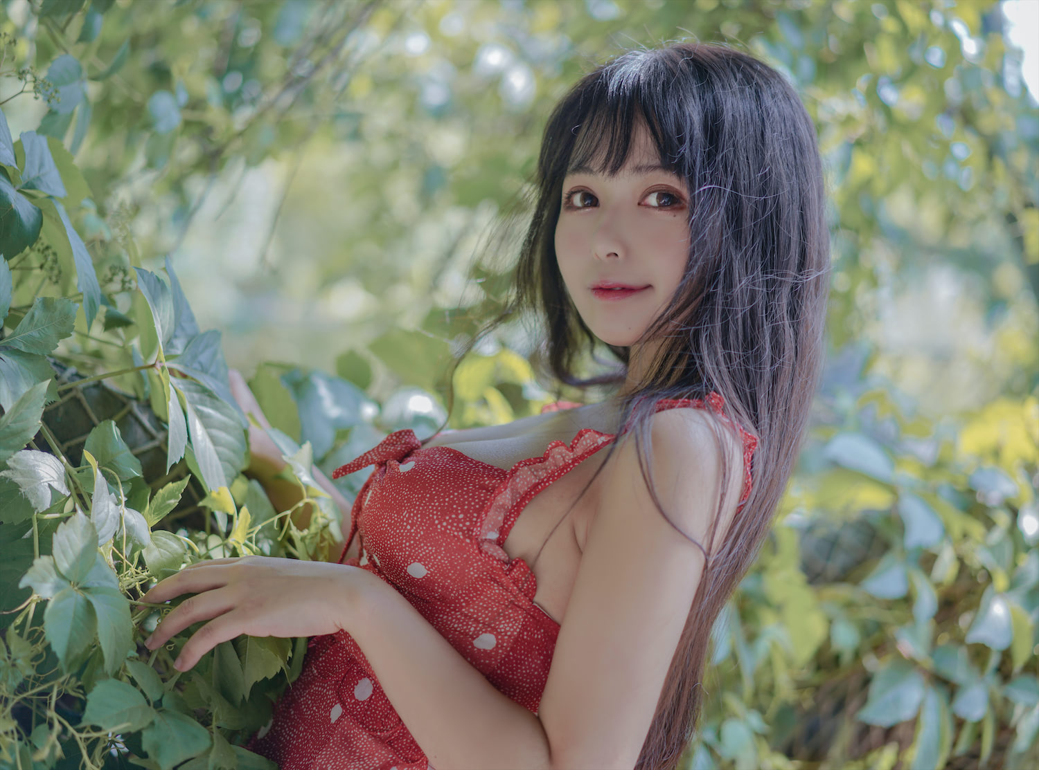 黑猫猫OvO - 草莓裙 [32P] - 第4张 - 机器猫次元