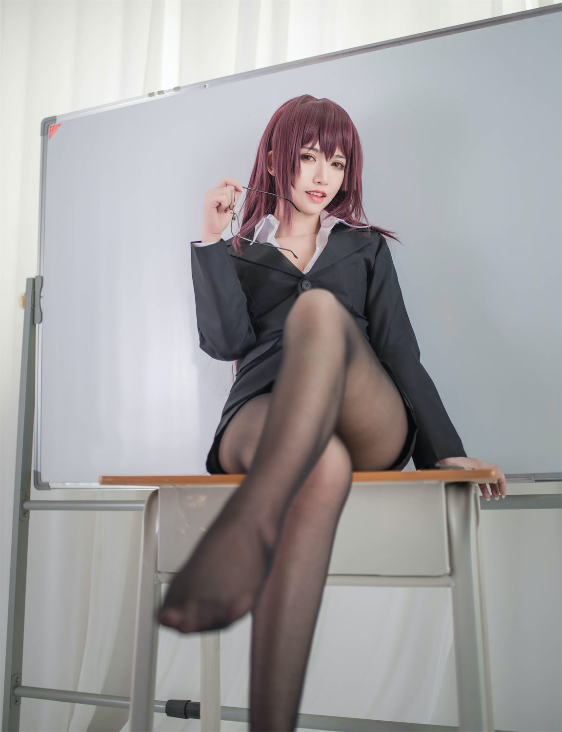 鳗鱼霏儿 - FGO 斯卡哈女教师 [17P] - 第2张 - 机器猫次元