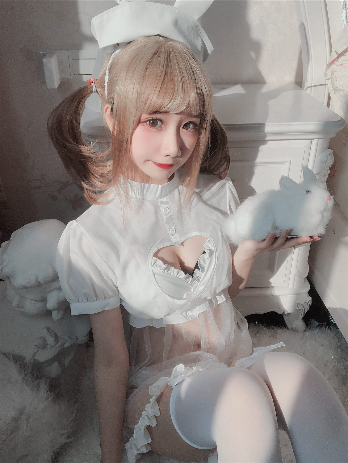 果咩酱w - 兔兔护士 [11P] - 第3张 - 机器猫次元