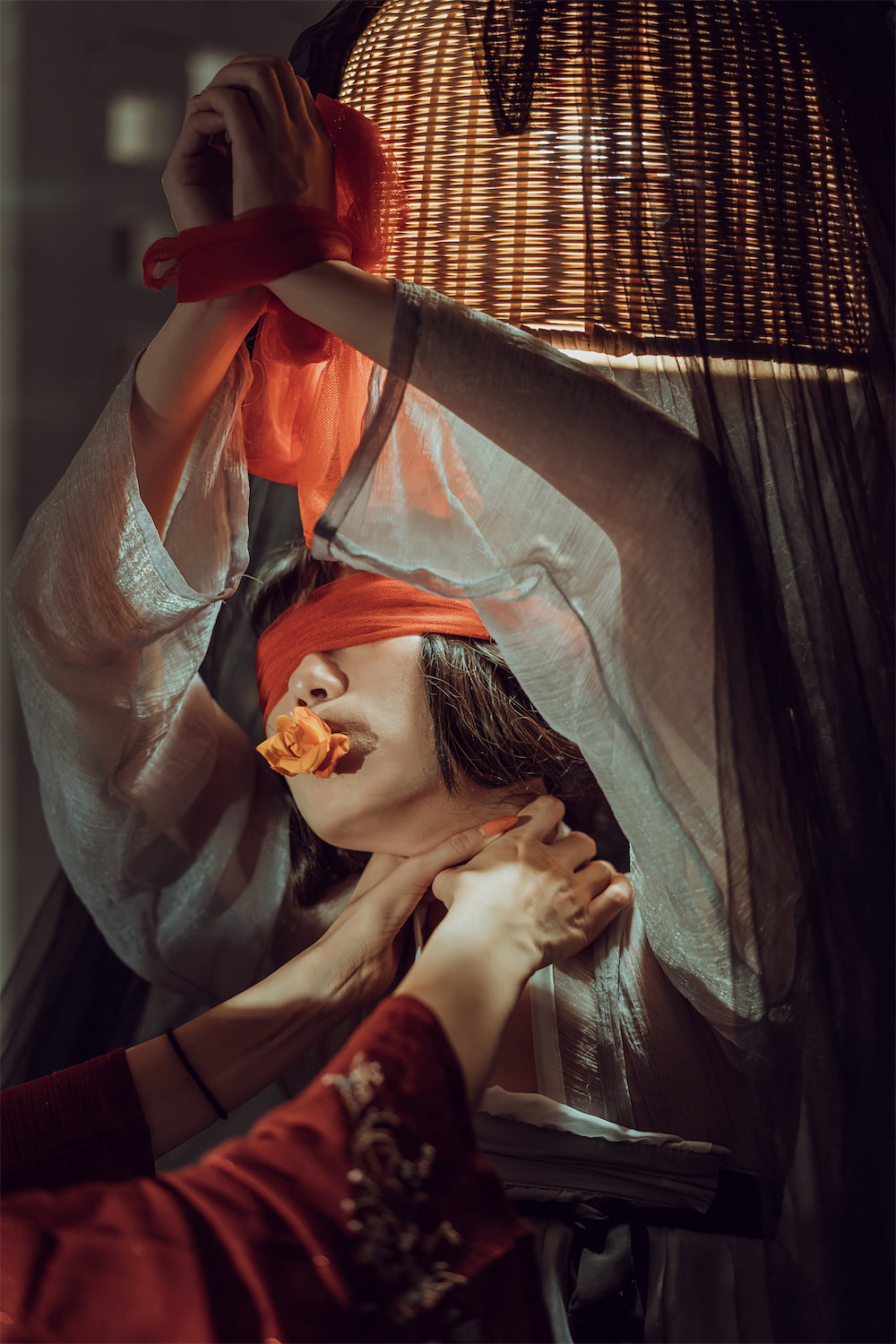 秋和柯基 - 昏红帐 [52P] - 第2张 - 机器猫次元