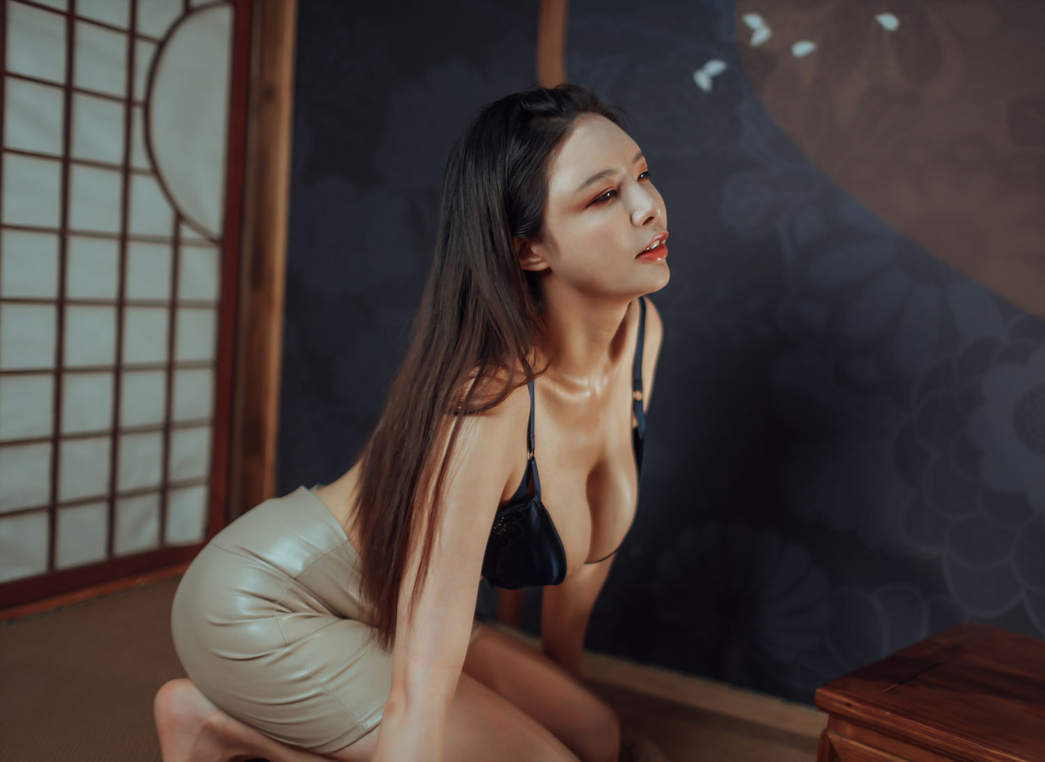 秋和柯基 - 酒醉的蝴蝶 [50P] - 第3张 - 机器猫次元