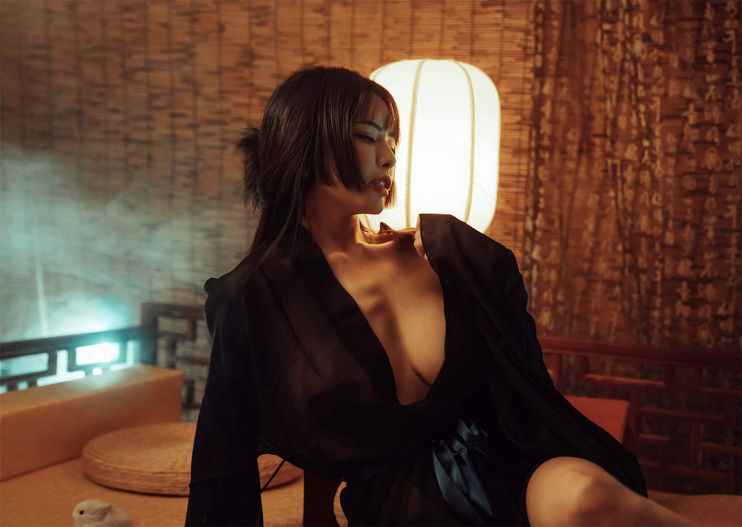 秋和柯基 - 穿黑纱的小妖精 [38P] - 第1张 - 机器猫次元
