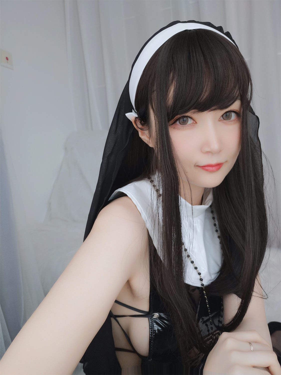 白银81 - 皮衣修女 [95P] - 第2张 - 机器猫次元