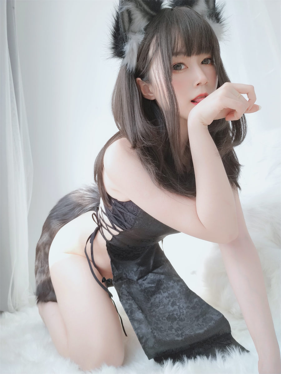 白银81 - 小黑狼旗袍 [104P] - 第3张 - 机器猫次元