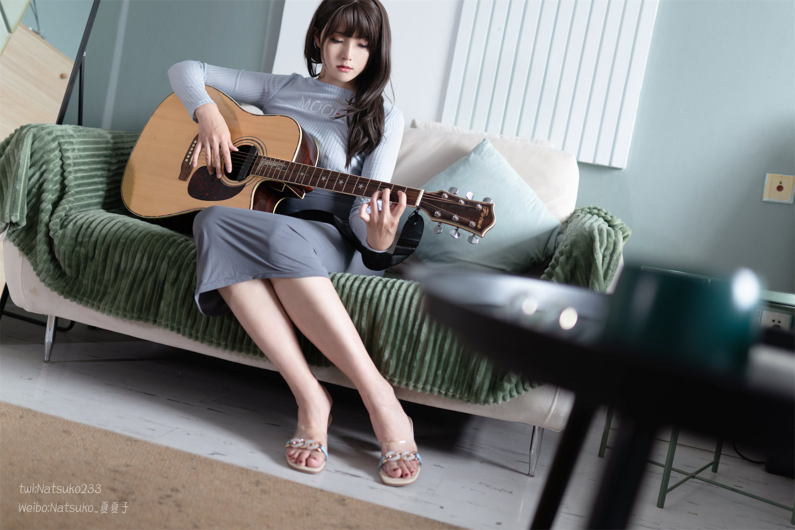 Natsuko_夏夏子 - 吉他妹妹 [48P] - 第1张 - 机器猫次元