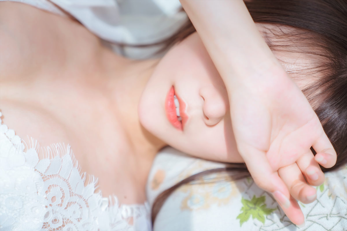 香草喵露露 - 纯白透明蕾丝 [76P] - 第1张 - 机器猫次元
