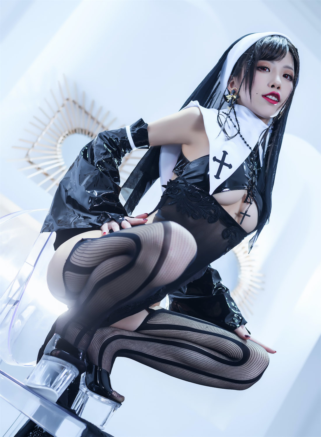 水淼aqua - 黑修女 [42P] - 第5张 - 机器猫次元
