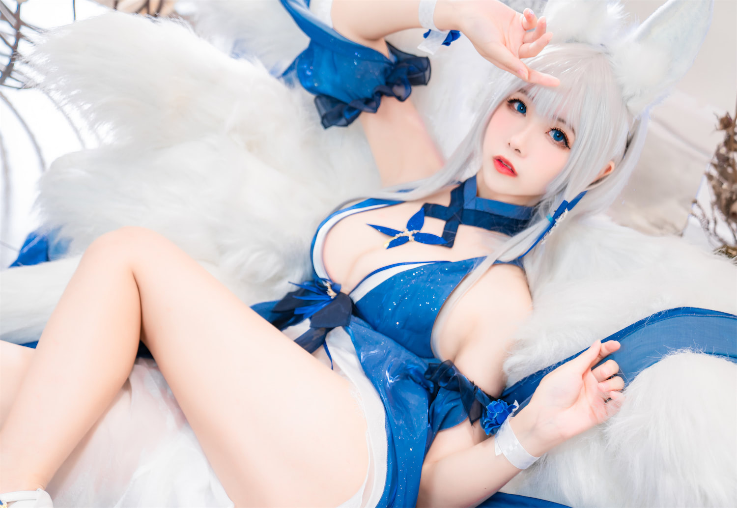Momoko葵葵 - 信浓礼服 [30P] - 第6张 - 机器猫次元