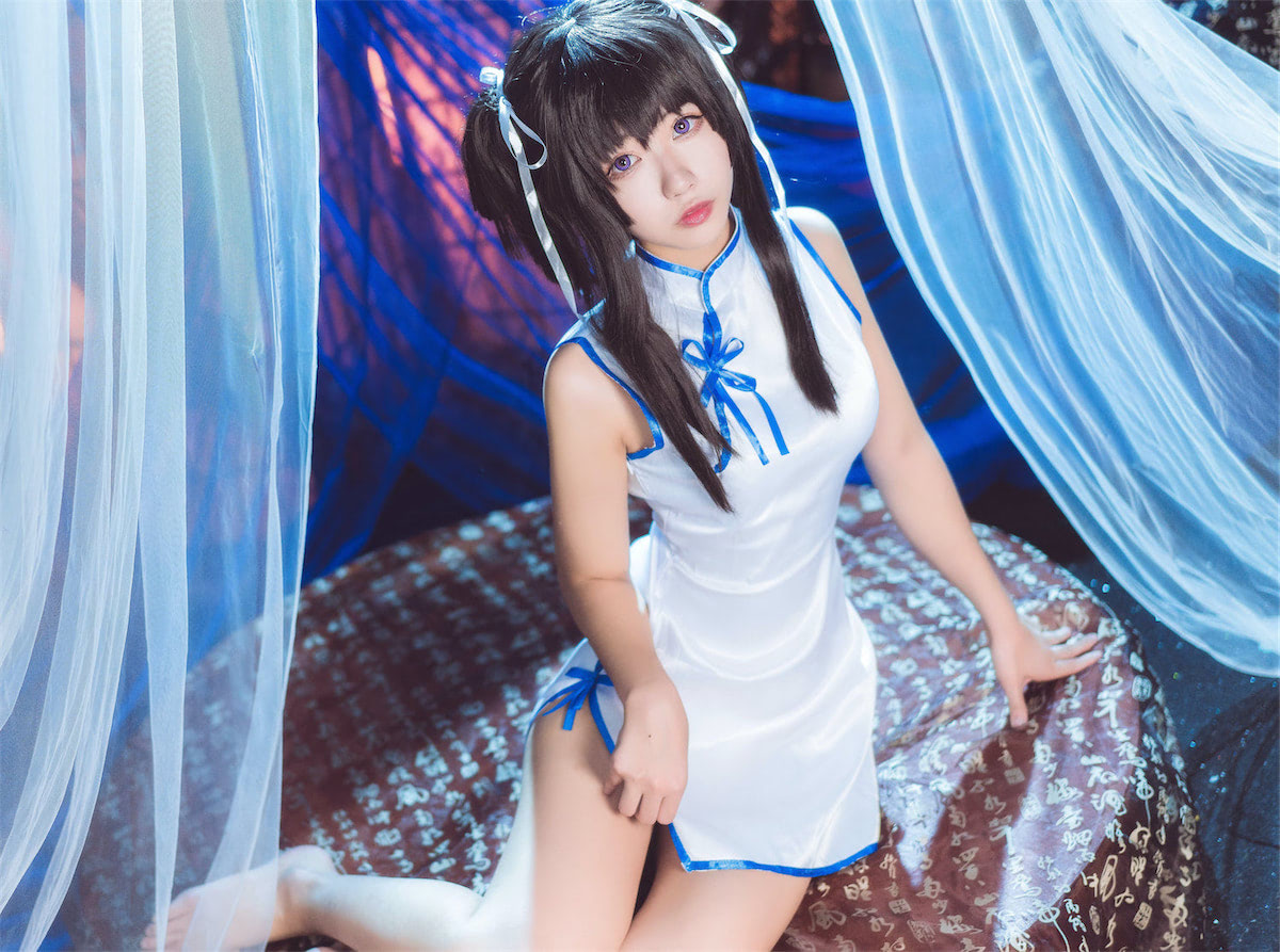 Momoko葵葵 - 御子乃铃白旗袍 [10P] - 第2张 - 机器猫次元