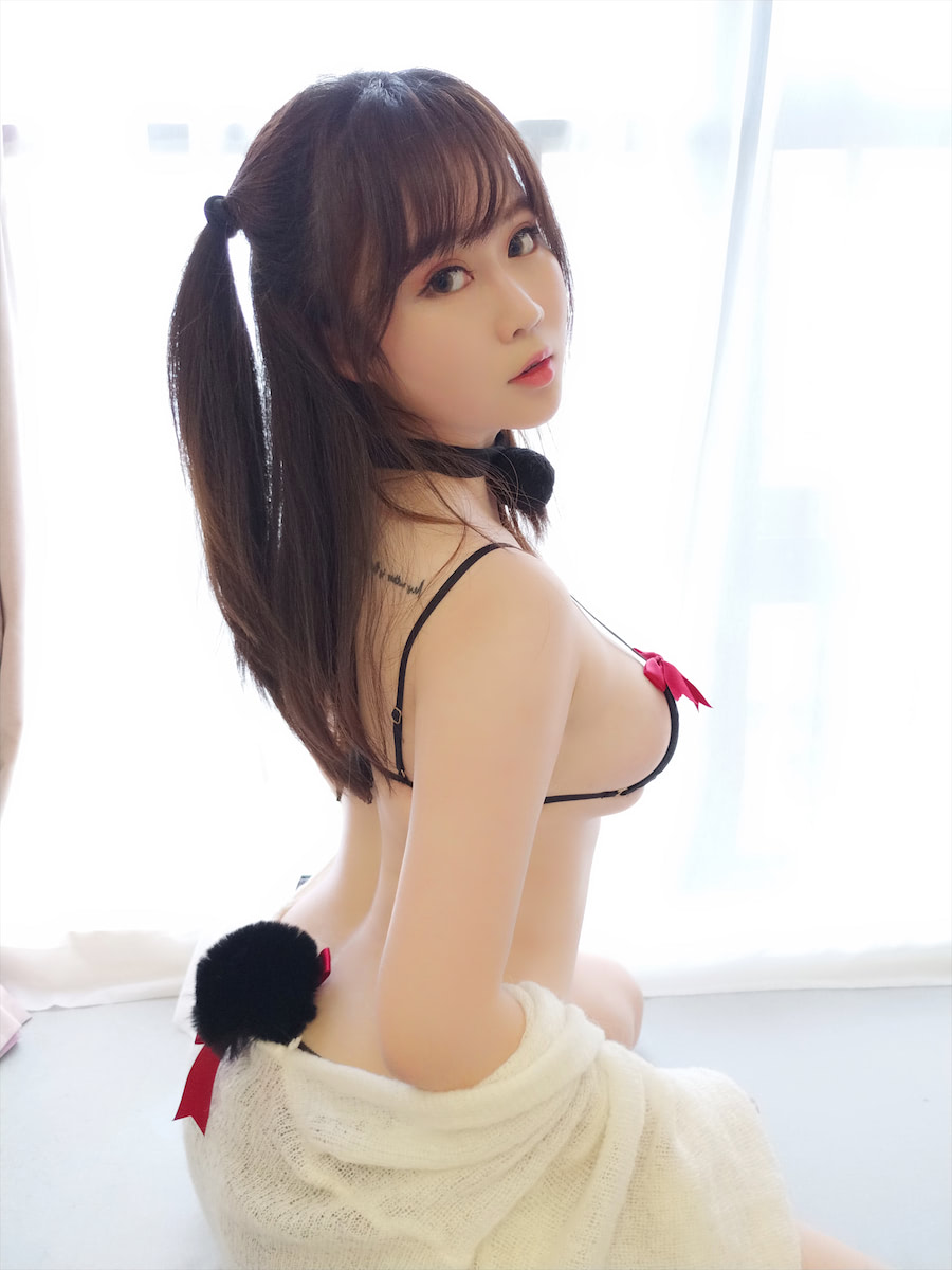 是依酱吖 - 内衣写真集 [99P] - 第4张 - 机器猫次元