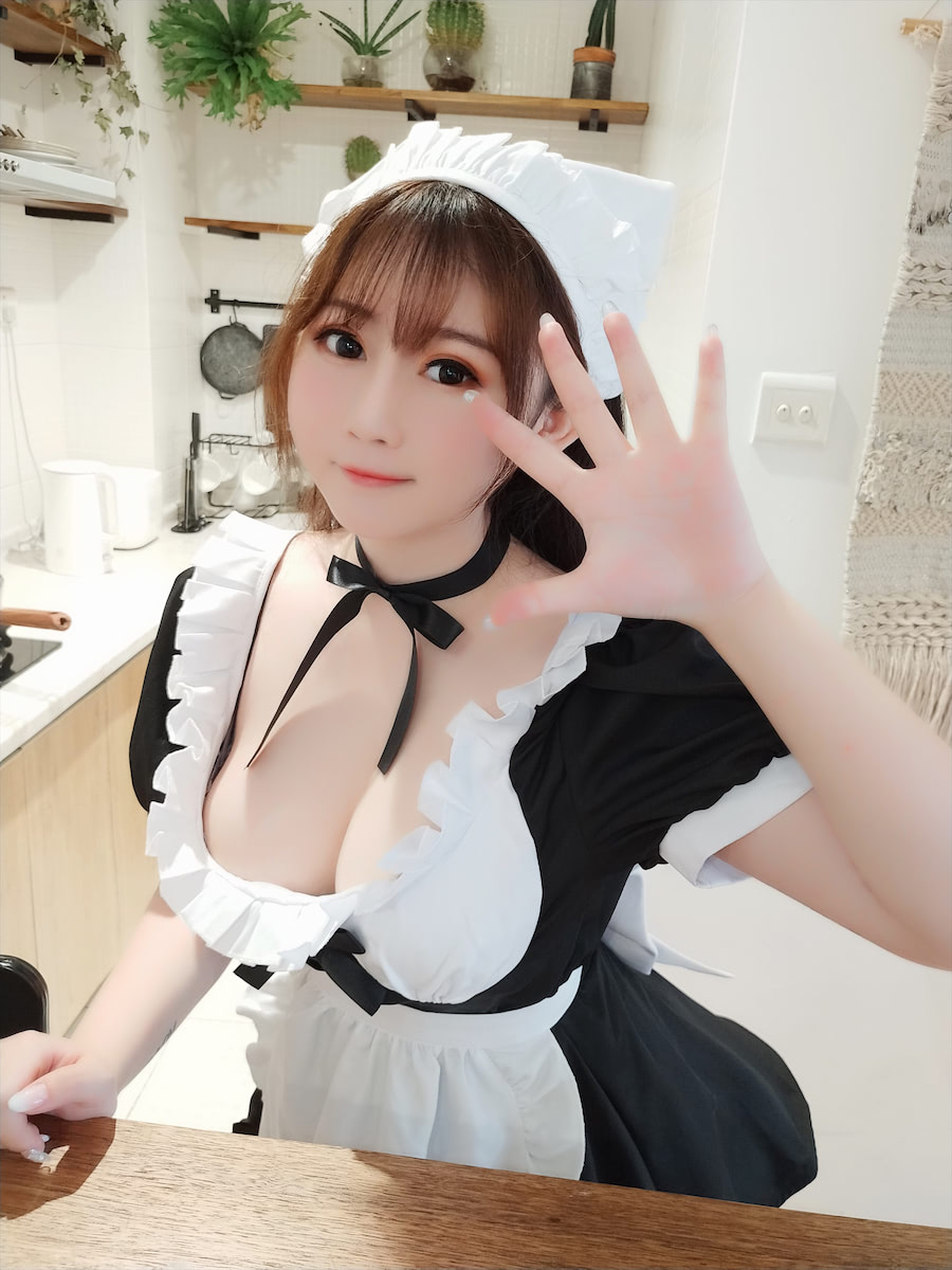 是依酱吖 - 私人女仆 [26P] - 第6张 - 机器猫次元