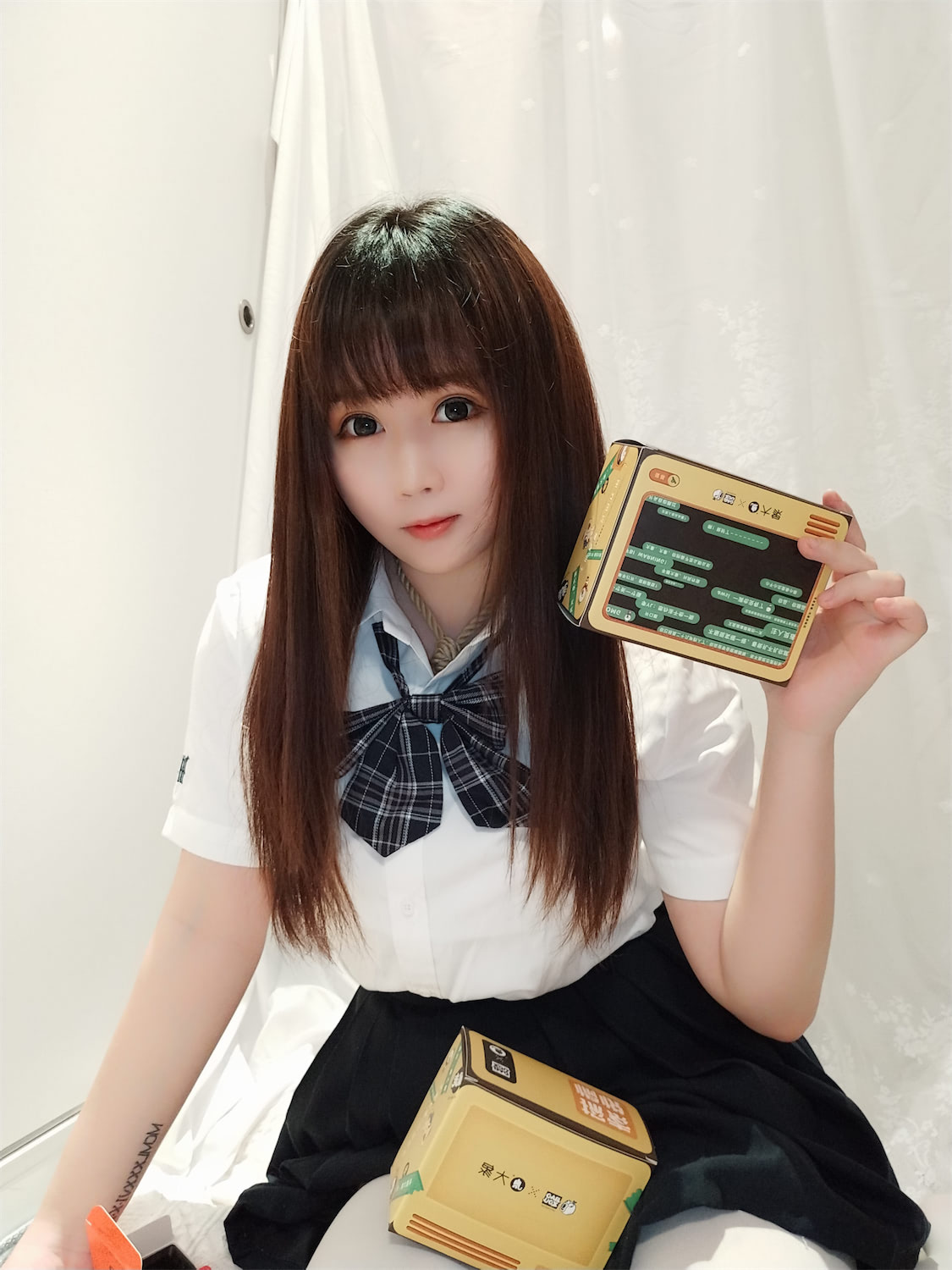 是依酱吖 - 大象小粉盒JK捆绑 [20P] - 第1张 - 机器猫次元