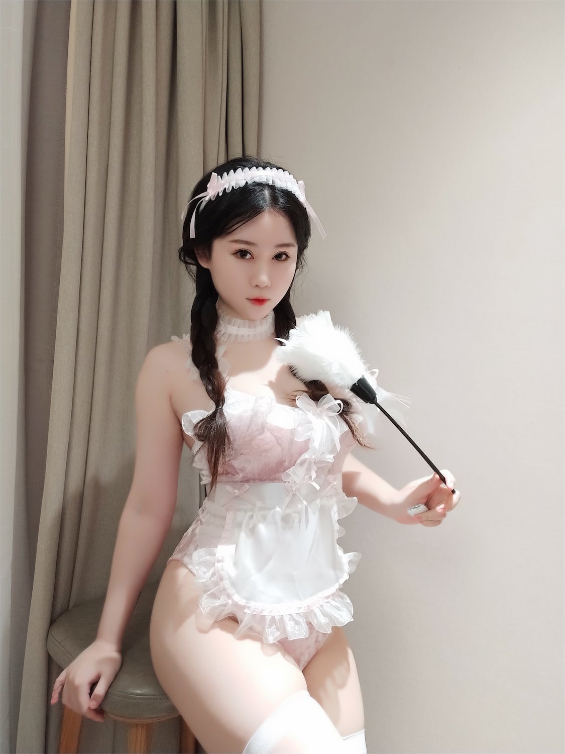 是依酱吖 - 冬季女友 [45P] - 第1张 - 机器猫次元