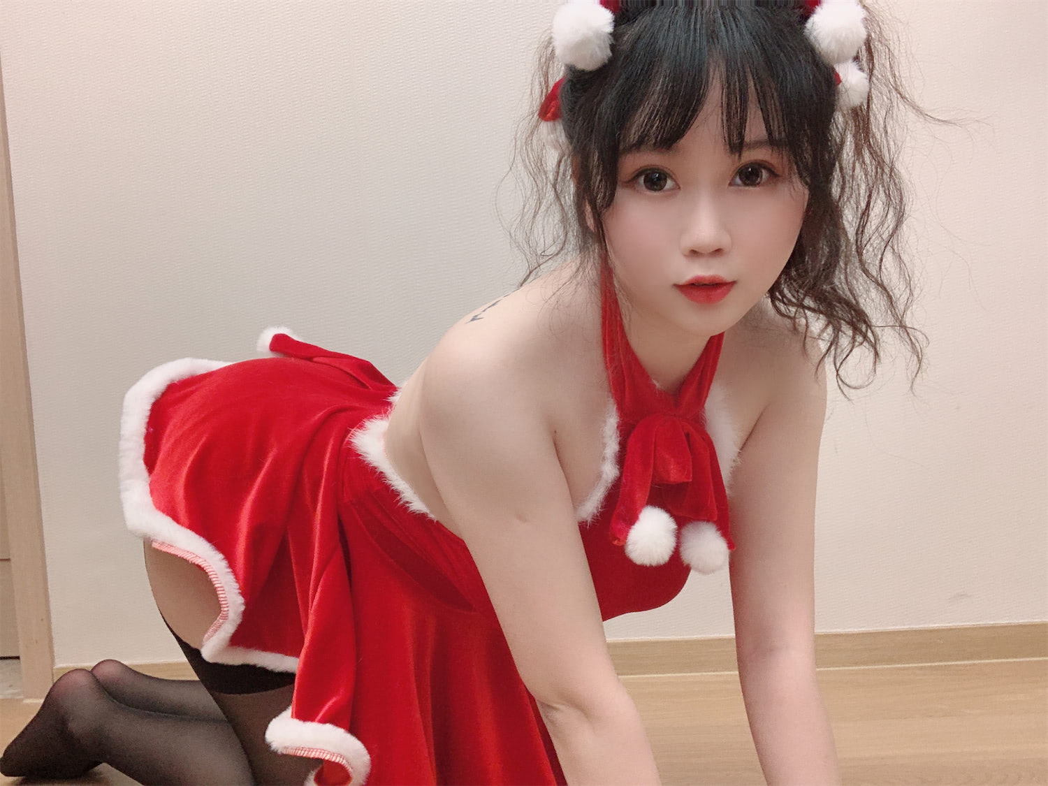 是依酱吖 - 2020圣诞自摄 [31P] - 第2张 - 机器猫次元
