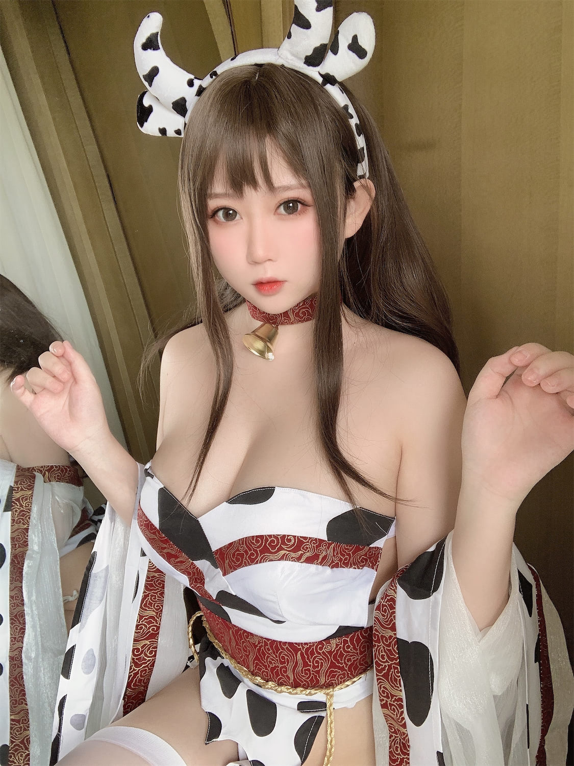 是依酱吖 - 牛牛和服 [34P] - 第2张 - 机器猫次元
