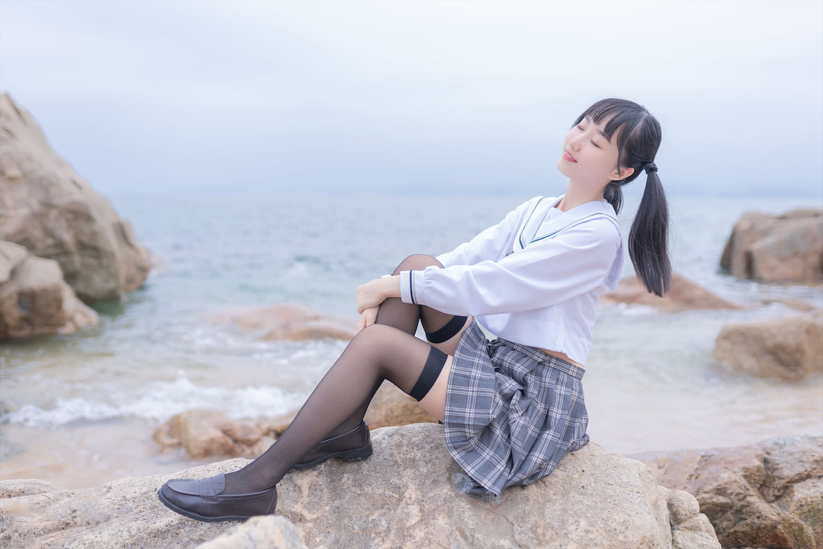 木绵绵OwO - 海边JK和白JK [75P] - 第2张 - 机器猫次元