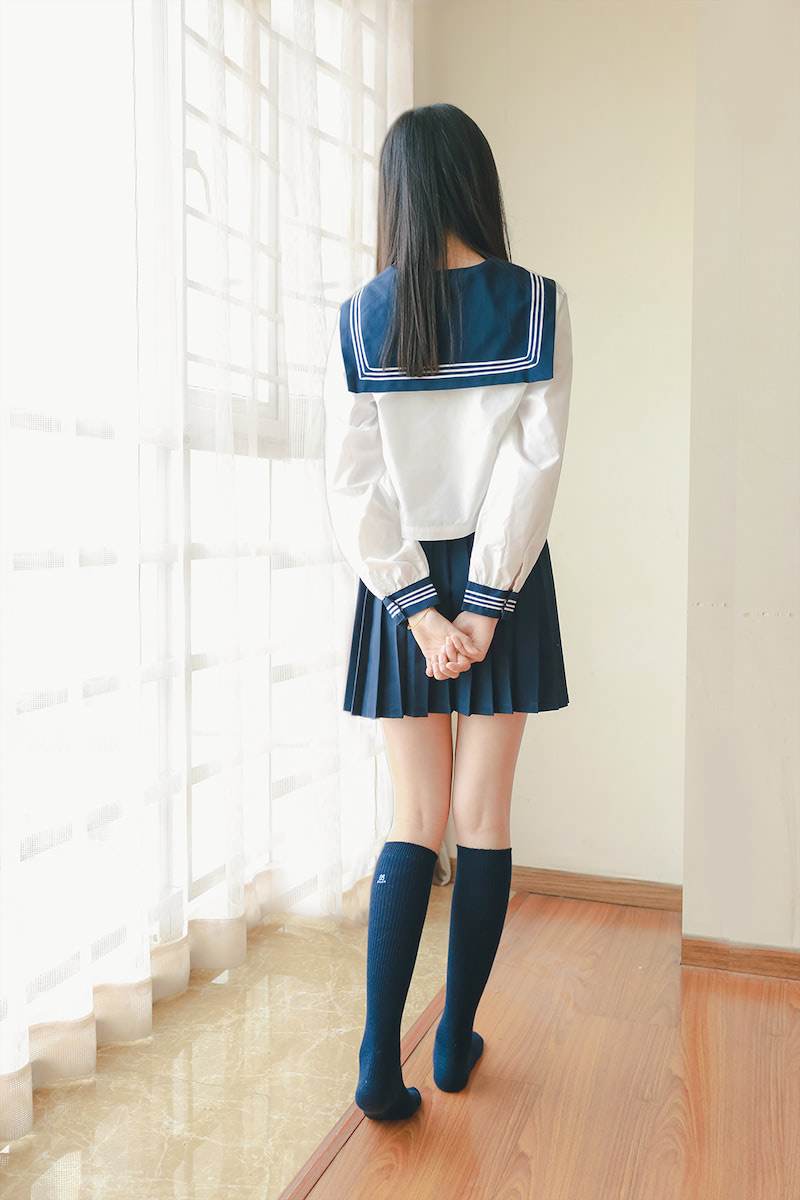 木绵绵OwO - 水手服内衣套装 [48P] - 第3张 - 机器猫次元
