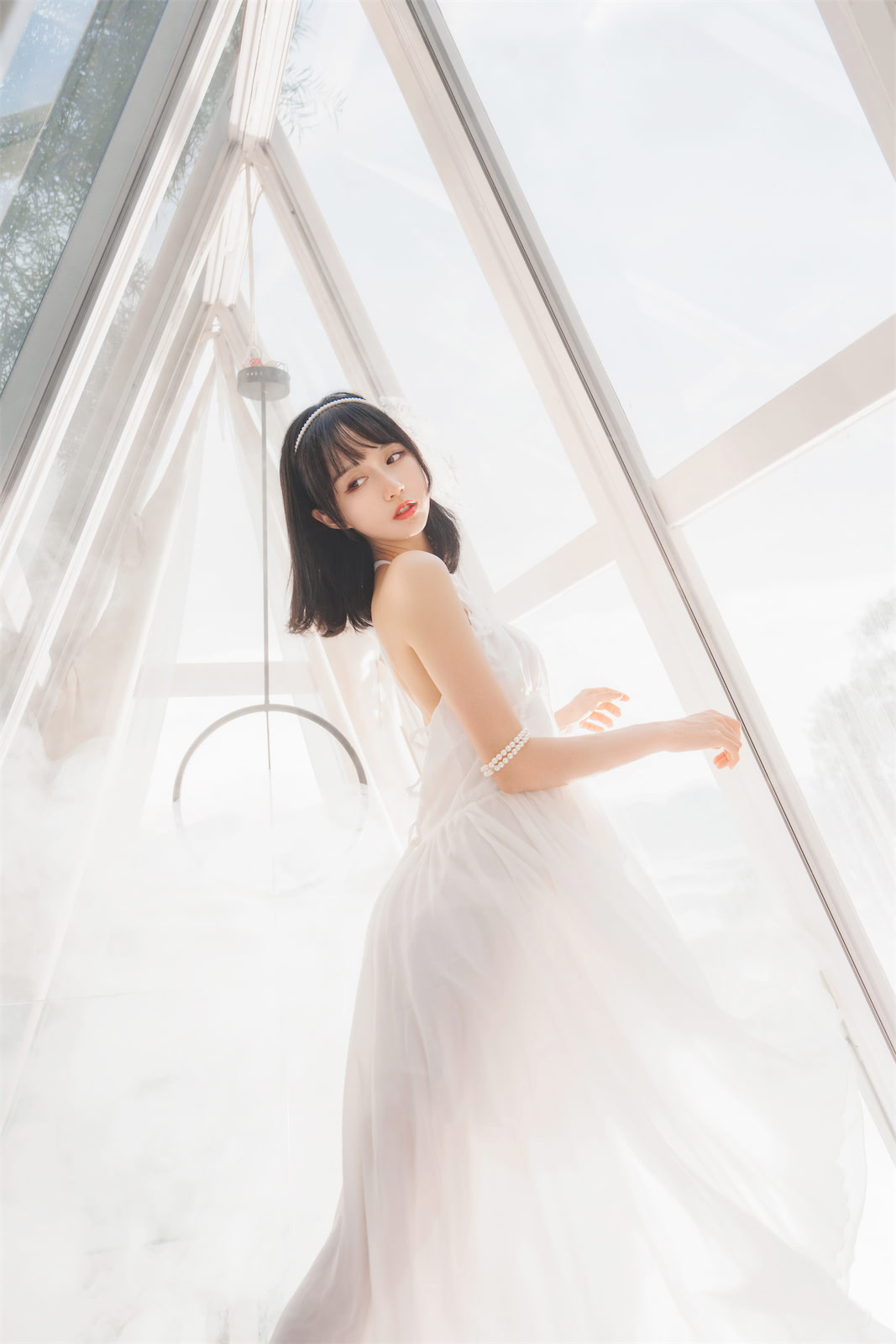 木绵绵OwO - 温柔白裙 [24P] - 第1张 - 机器猫次元
