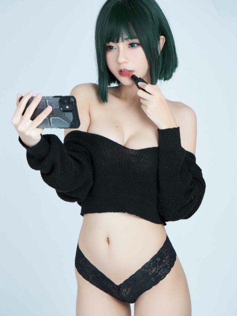 Azami - 龙卷 #一拳超人 [15P31MB]