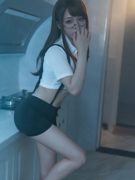 七月喵子 - 眼镜娘1号 [21P-91MB]