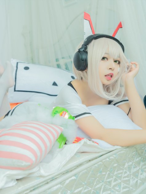 黑猫猫OvO - 碧蓝航线  凌波 [18P]