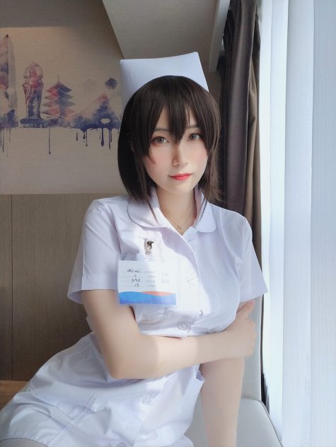 白银81 - 私房小护士写真本 [102P]