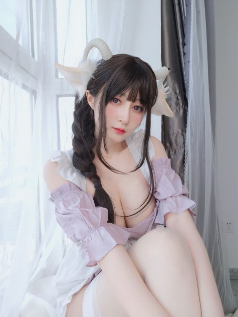 白银81 - 紫裙小绵羊 [150P]